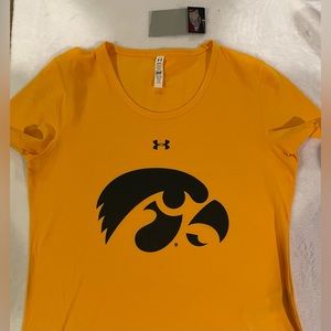 NWT Under Armour Hawkeye,t shirt, short sleeve, gold, size large